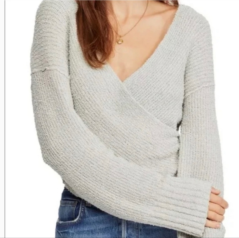 Free People Gray Cropped V Neck Sweater - Women's Size Large